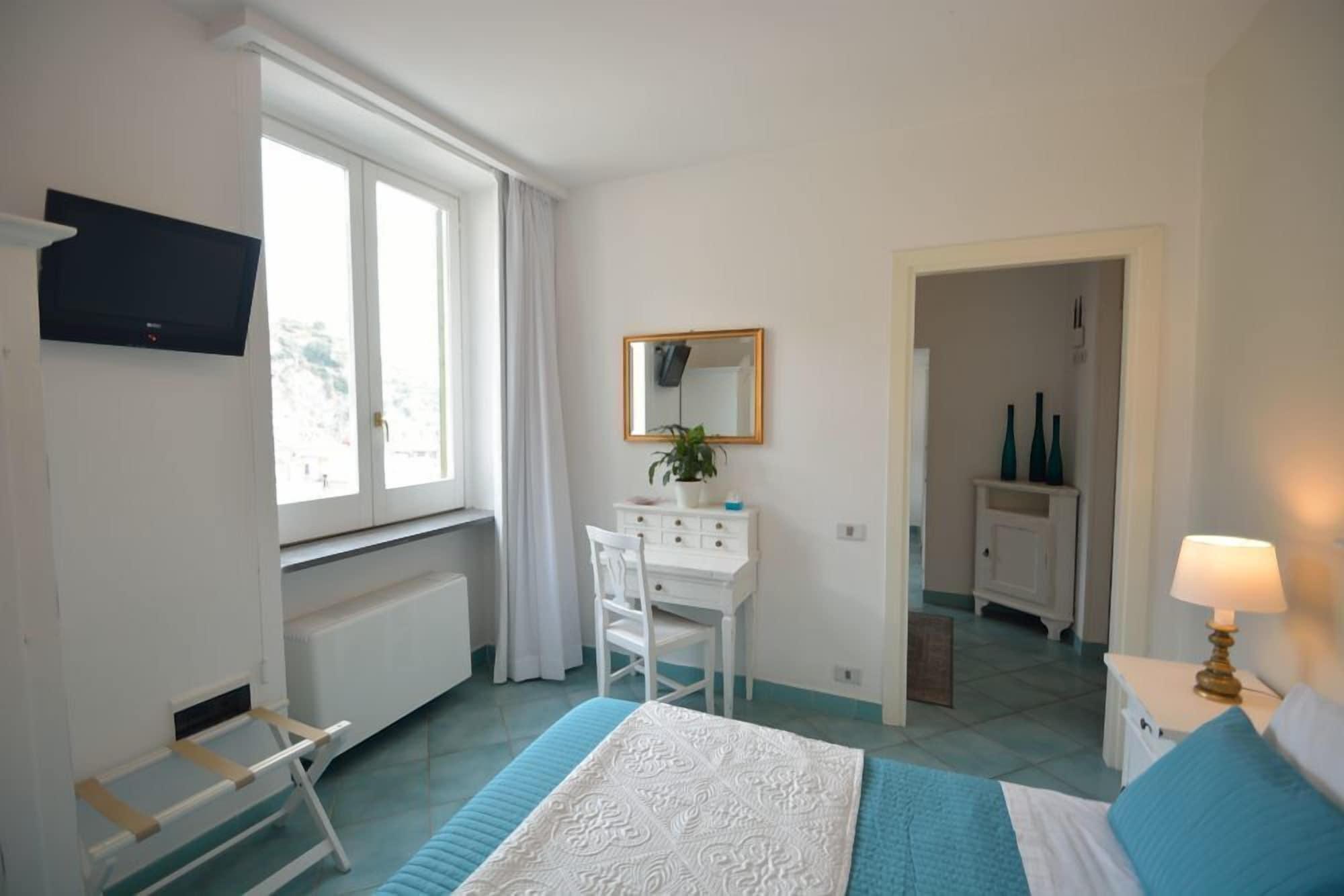 Torre Paradiso Aparthotel