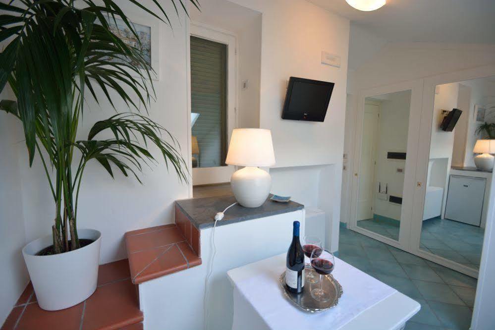 Aparthotel Torre Paradiso Minori