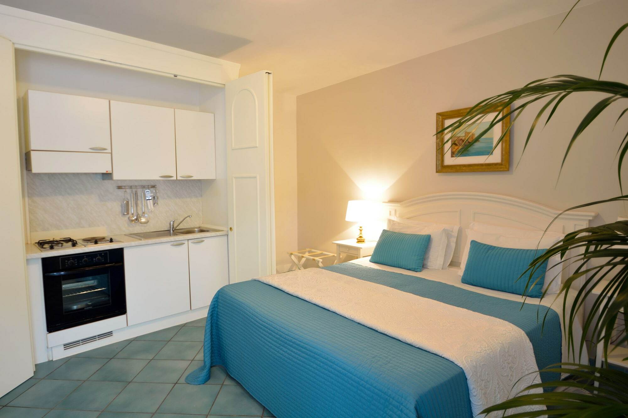 Torre Paradiso 3* Minori