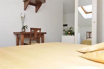 Aparthotel Torre Paradiso 3*